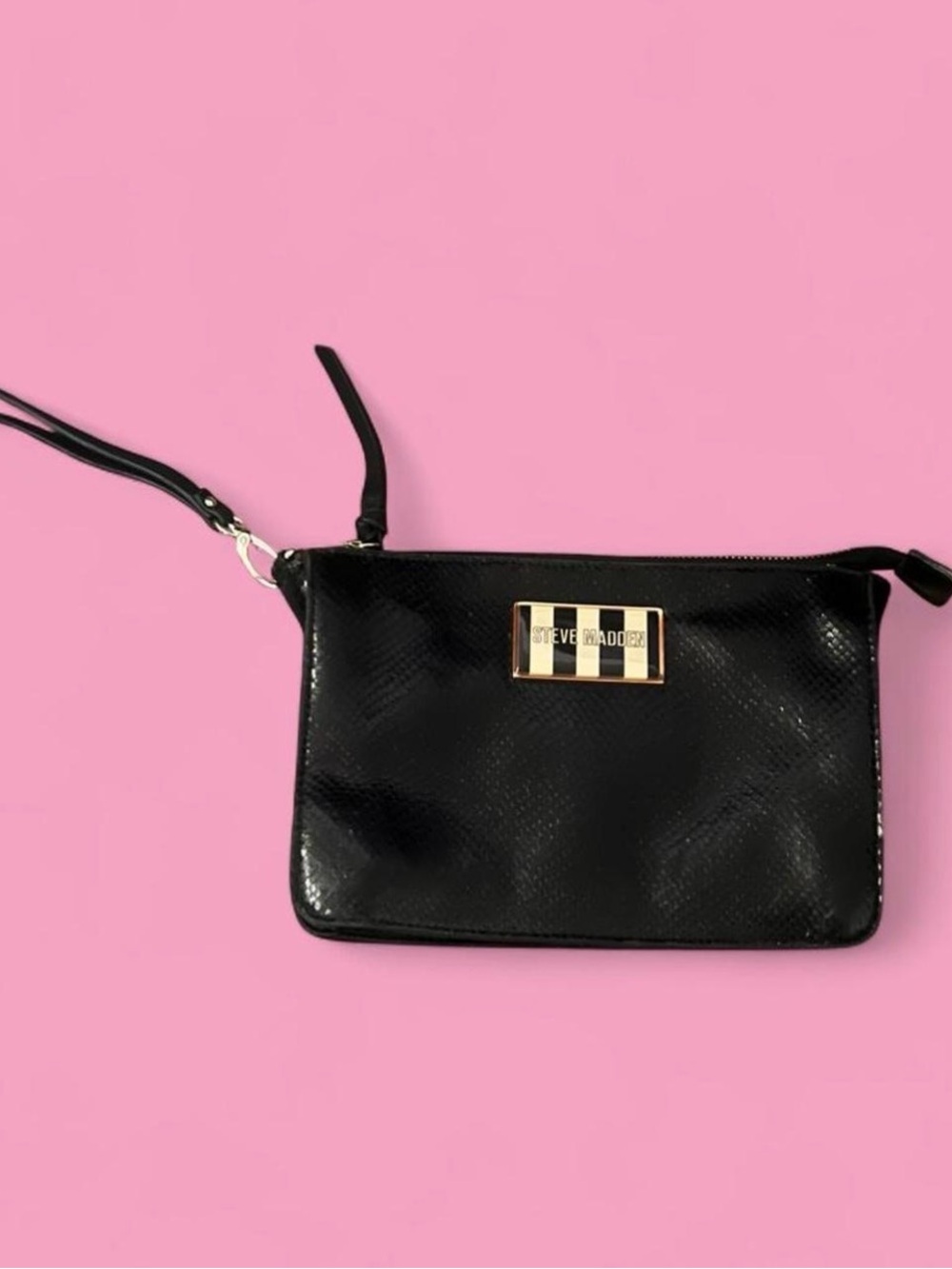snakeskin wristlet